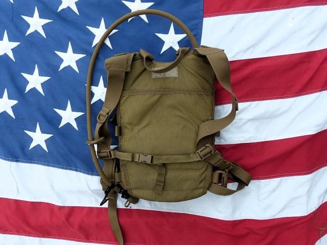 米軍実物 USMC FILBE ハイドレーションバックパック キャリア 06
