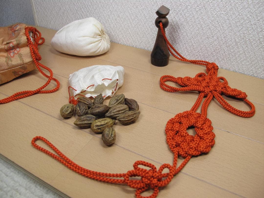 訶梨勒　かりろく　実12個付き　茶道具
