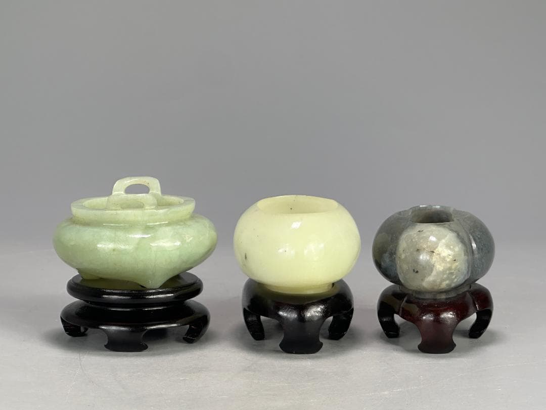 UM1-1中国美術 玉石製　玉製水盂　水洗　墨玉　青玉　白玉　三点まとめ　書道具