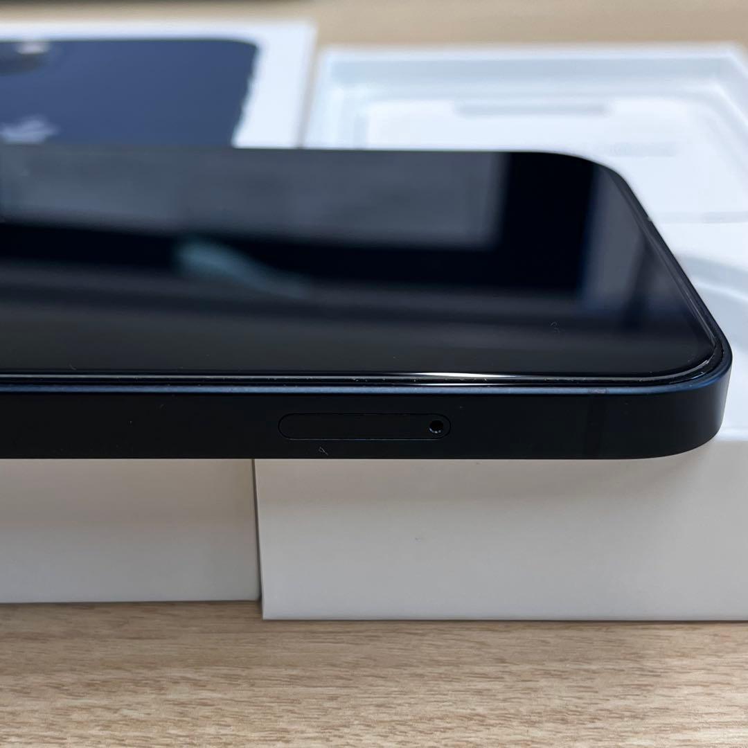 最終値下げ　美品　iPhone13 256GB SIMフリー　ミッドナイト