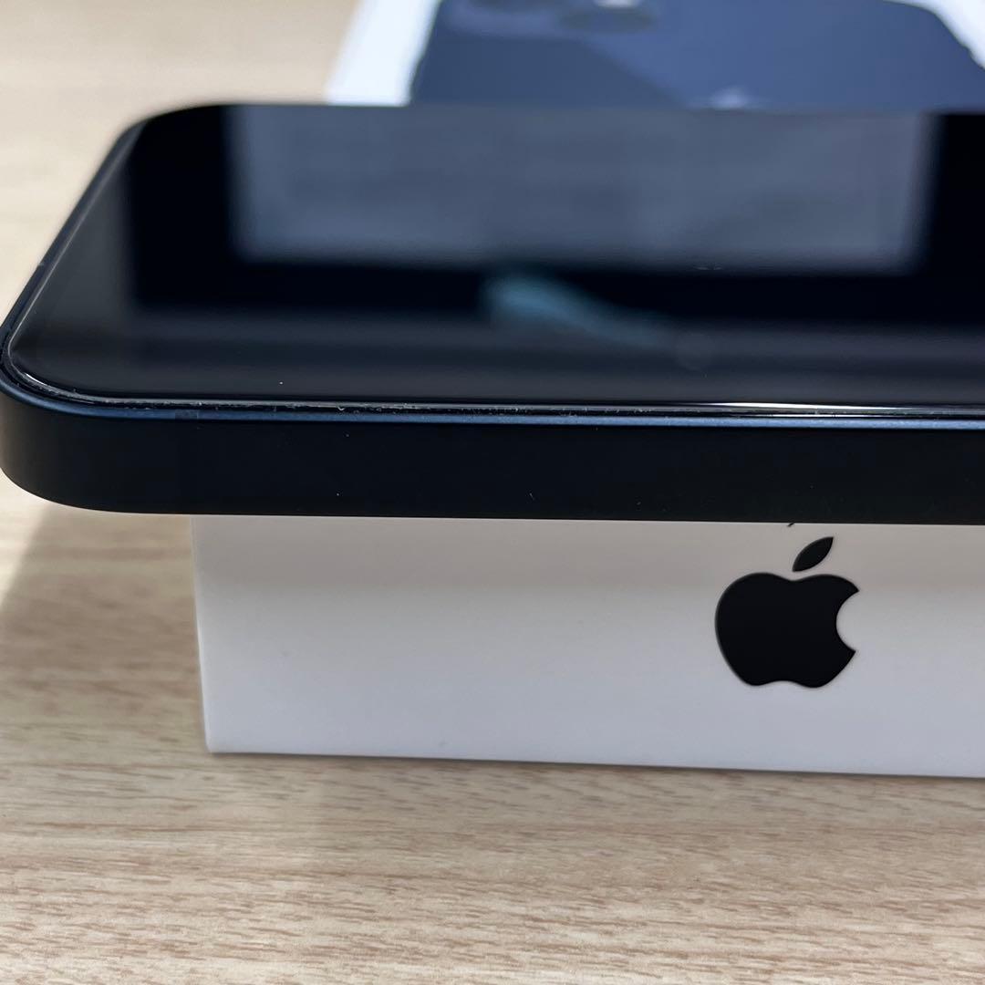 最終値下げ　美品　iPhone13 256GB SIMフリー　ミッドナイト