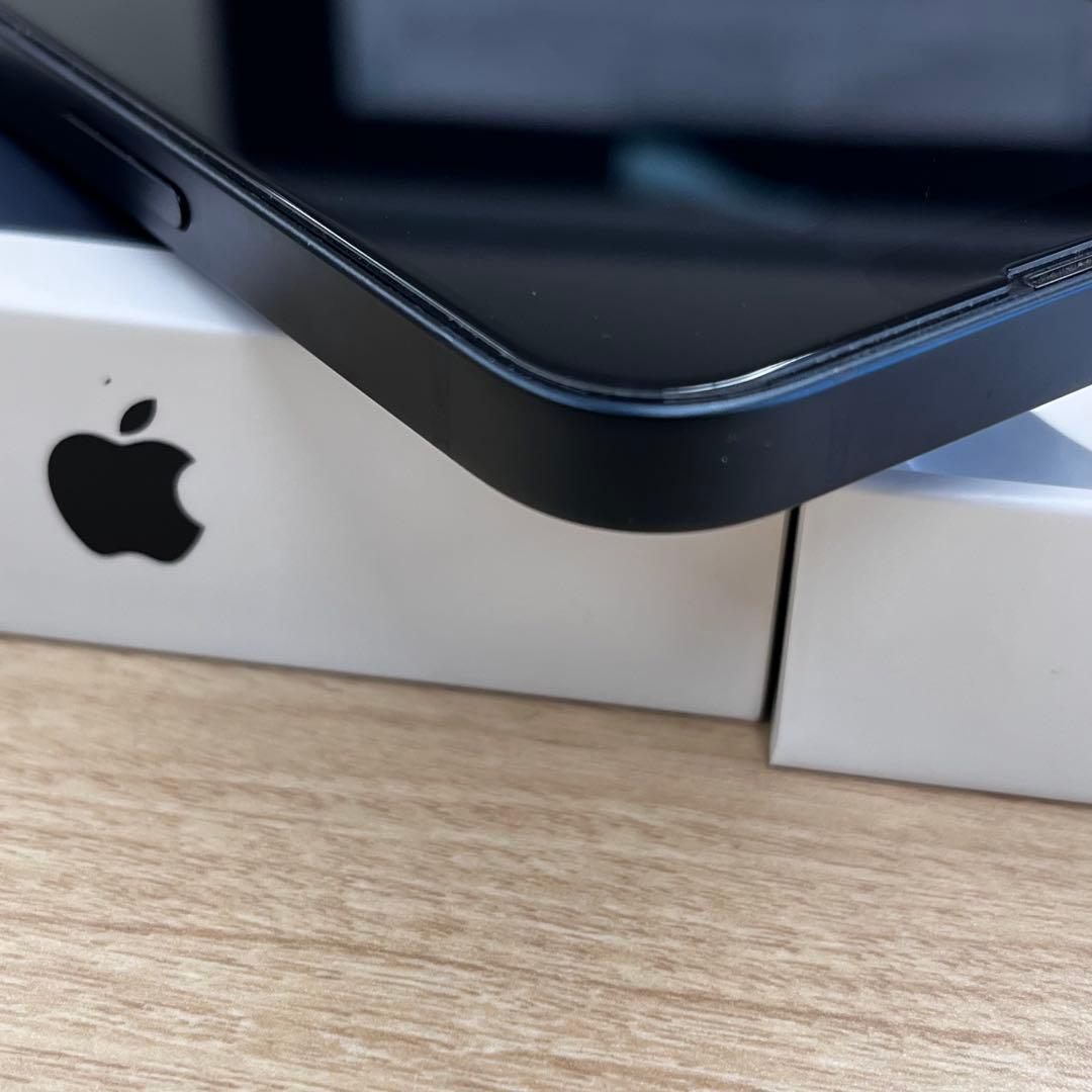 最終値下げ　美品　iPhone13 256GB SIMフリー　ミッドナイト