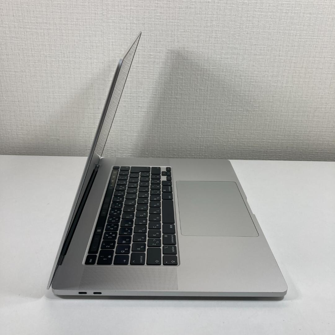 Apple MacBook Pro Core i7 ノートパソコン （A12）