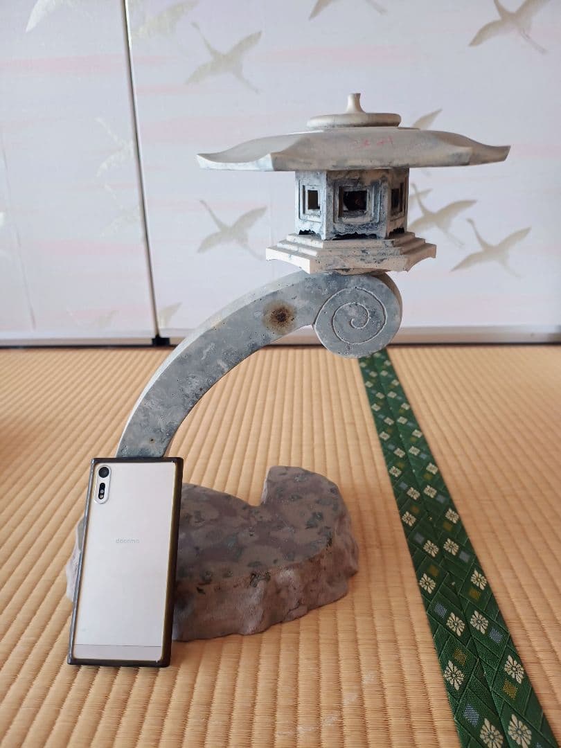 【風情ある石造り】ミニ灯篭 遠州灯篭 盆栽 庭園 ミニチュア 置物 和室