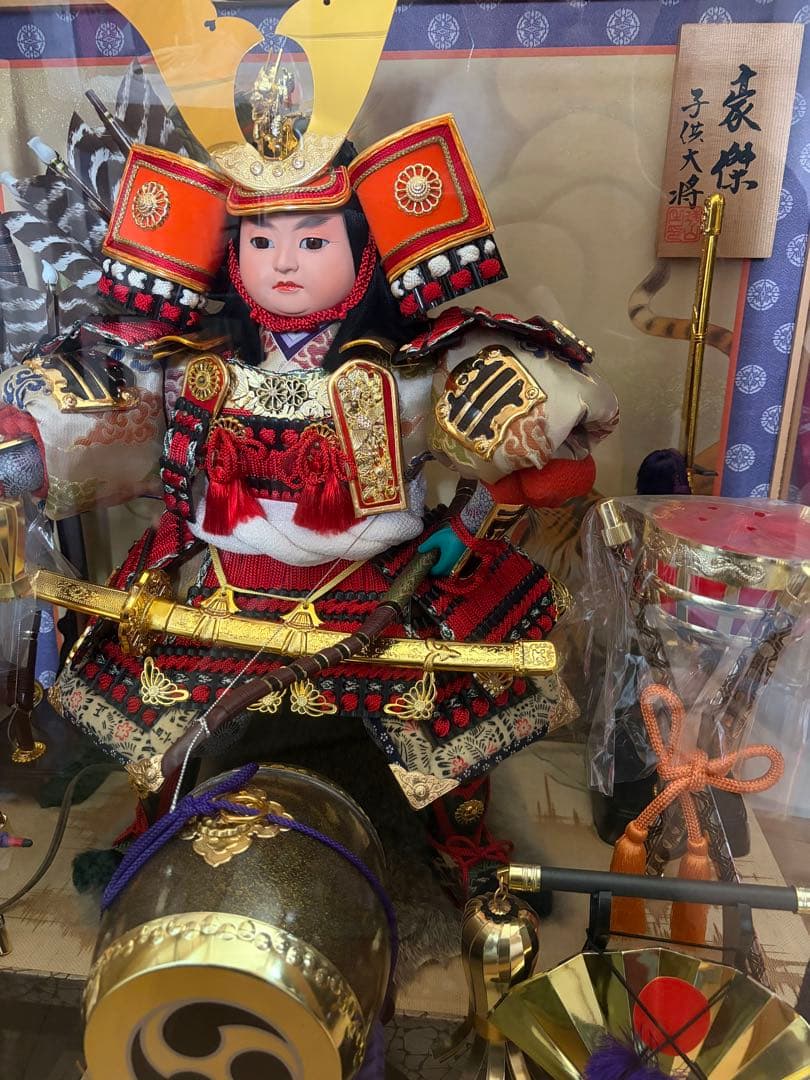 五月人形 伝統的な武士の姿