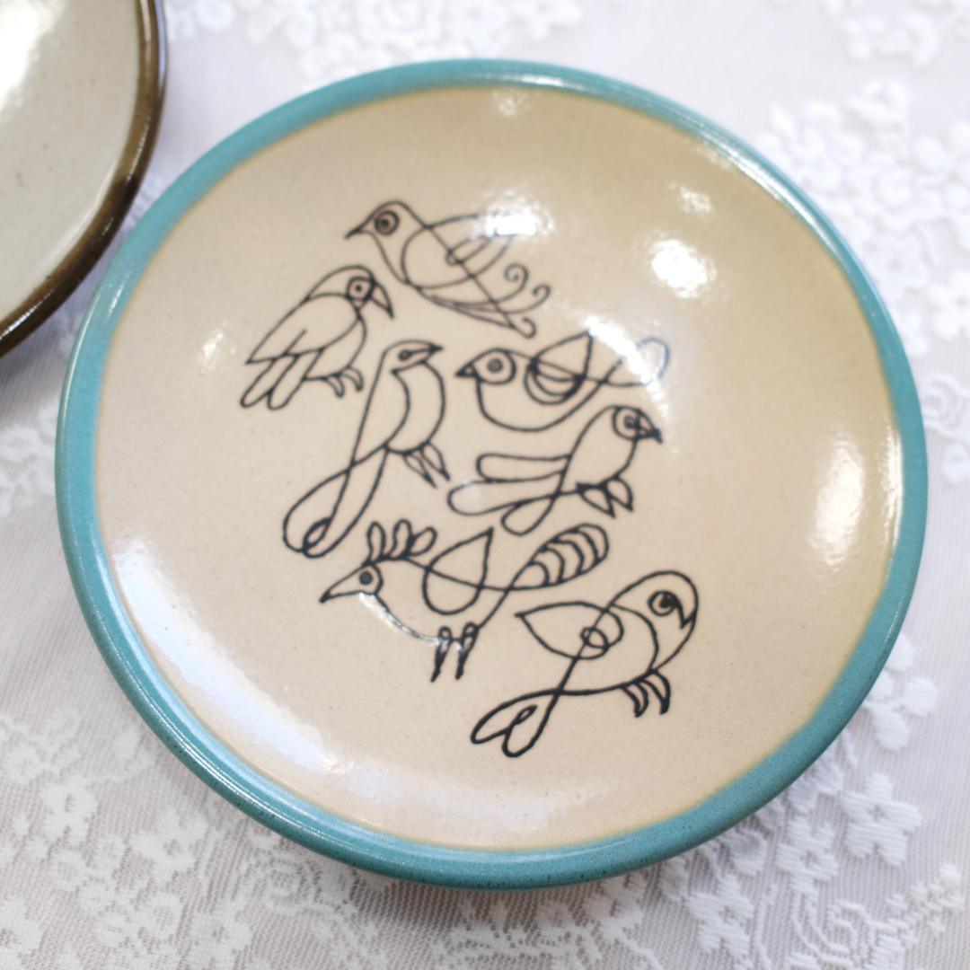 【未使用】ひゃっかいめのとり 益子の絵皿大２枚セット