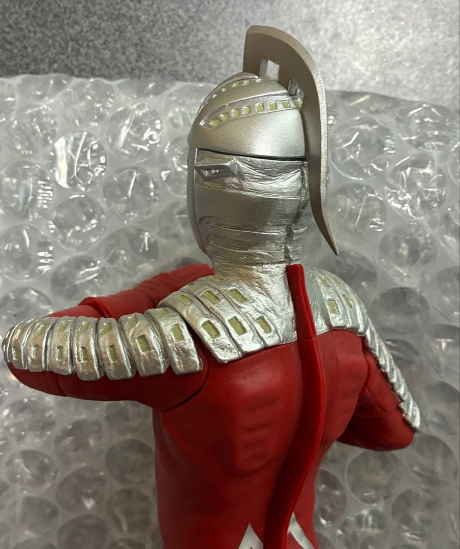 【激レア品】CCP 1/6 ウルトラセブン エメリウム光線 フィギュア