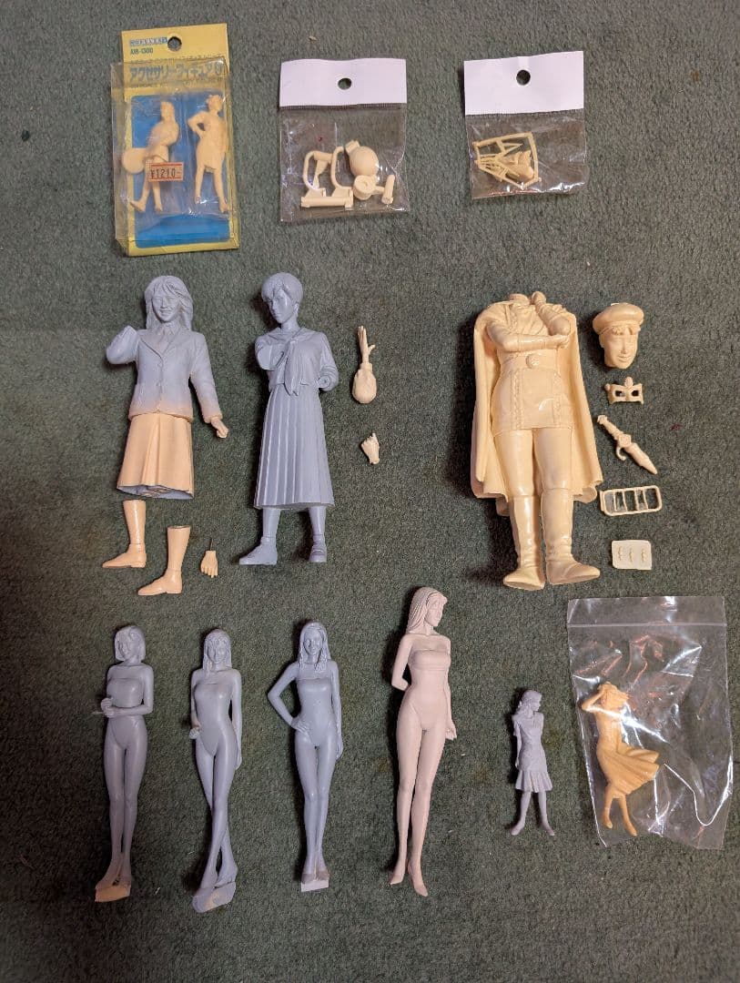 ガレージキット・ジャンクBOX 手付品・組立説明書無し