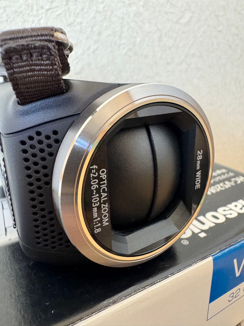 ビデオカメラ　Panasonic HC-V520M 32GB ブラック
