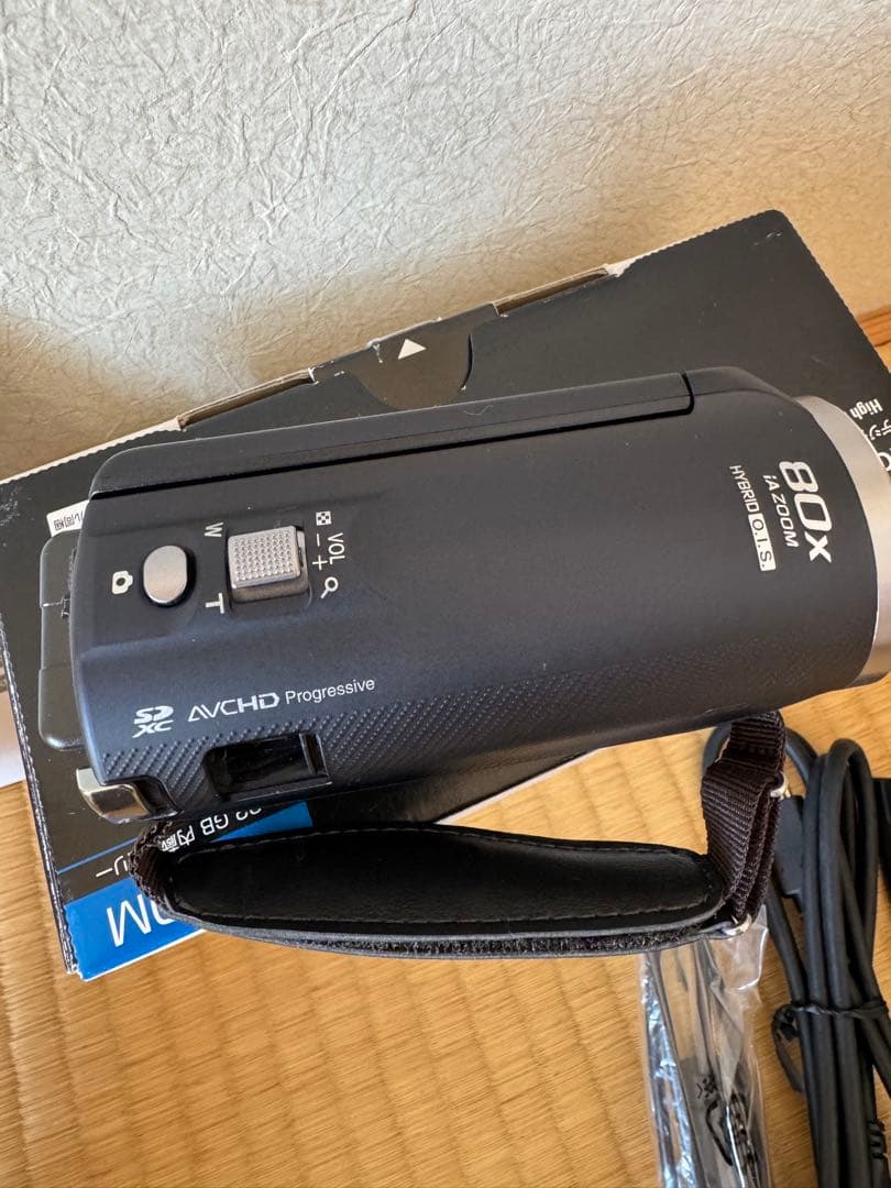 ビデオカメラ　Panasonic HC-V520M 32GB ブラック