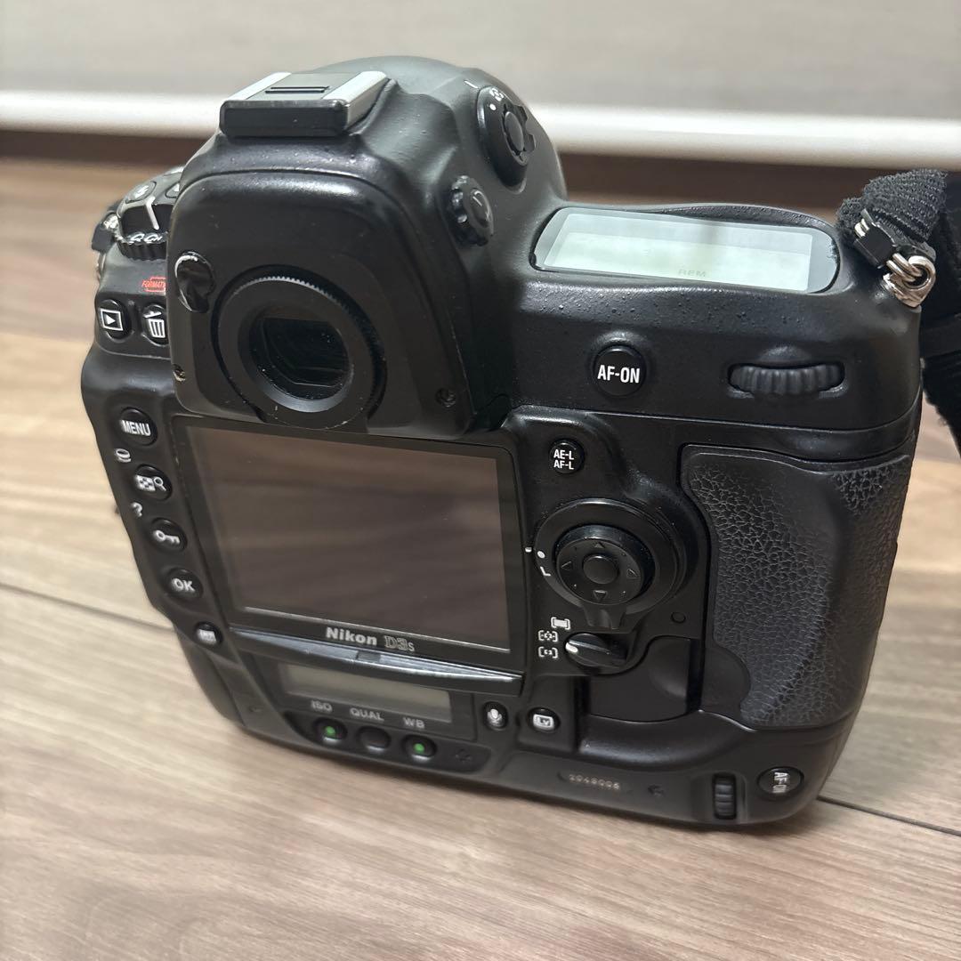 Nikon D3S デジタル一眼レフカメラ 本体