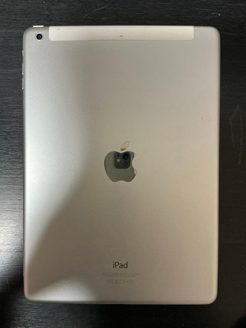 Apple iPad Air 16G 本体 セルラーモデル