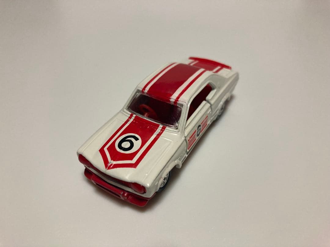 トミカ　日本製　ニッサン　スカイライン　2000GT-Rレーシング　1Eホイール