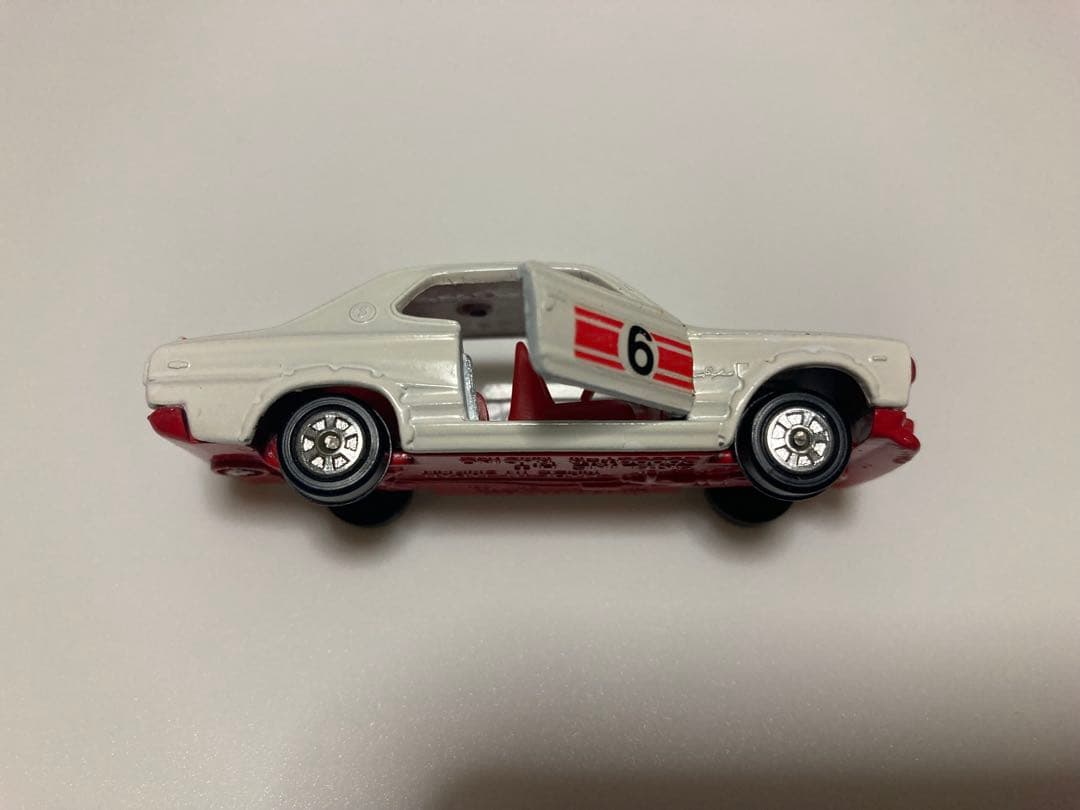 トミカ　日本製　ニッサン　スカイライン　2000GT-Rレーシング　1Eホイール