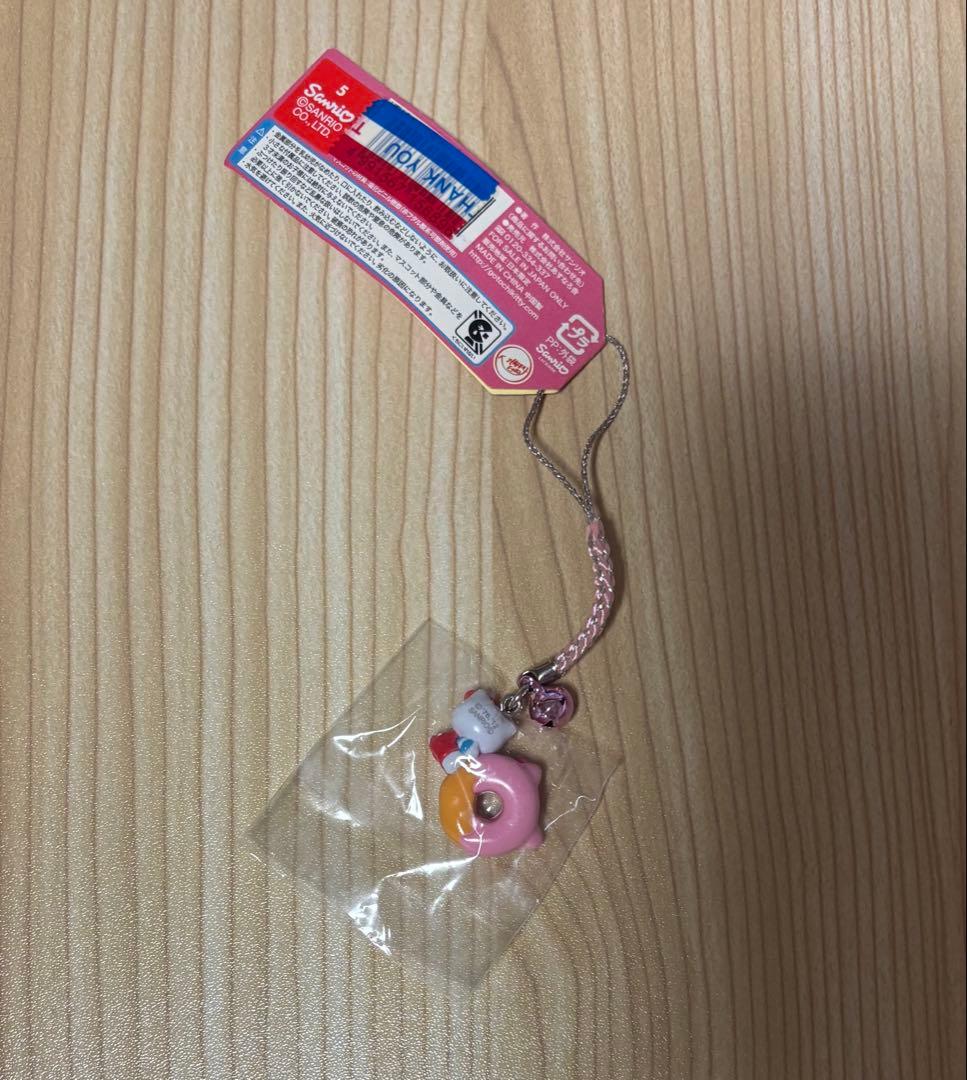 サンリオハローキティ　ご当地根付ストラップ　神戸　ドーナツバージョン