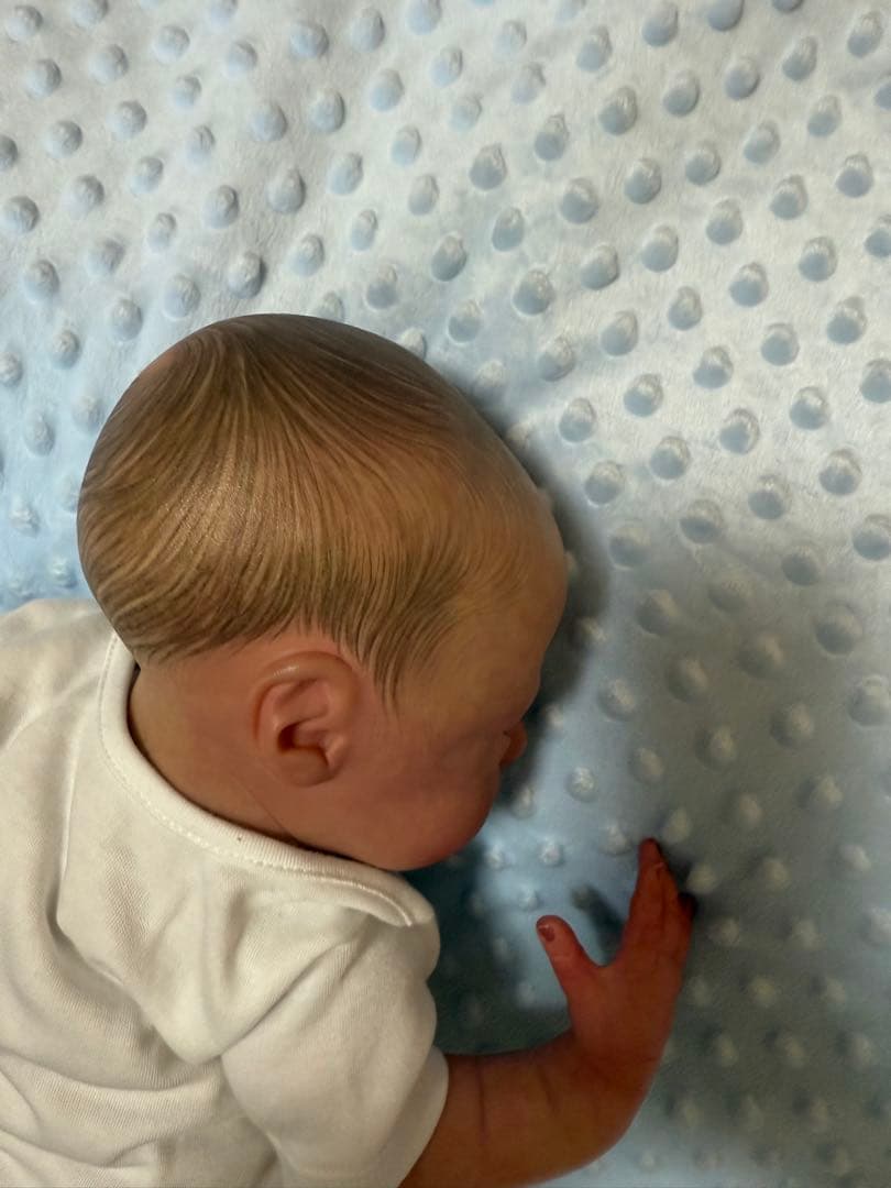 リボーンドール　リアルご機嫌ななめベビー