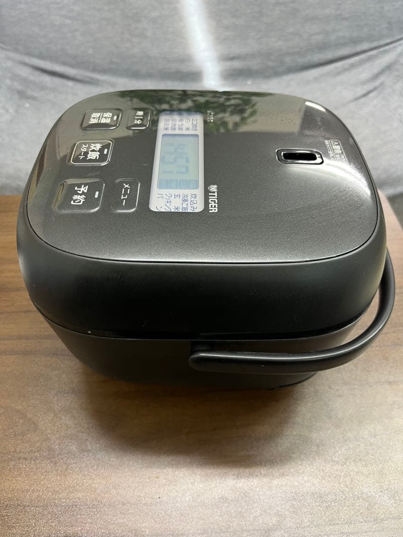 TIGER 炊飯器 JBS-A055 KM ブラック　3合炊き2025年製