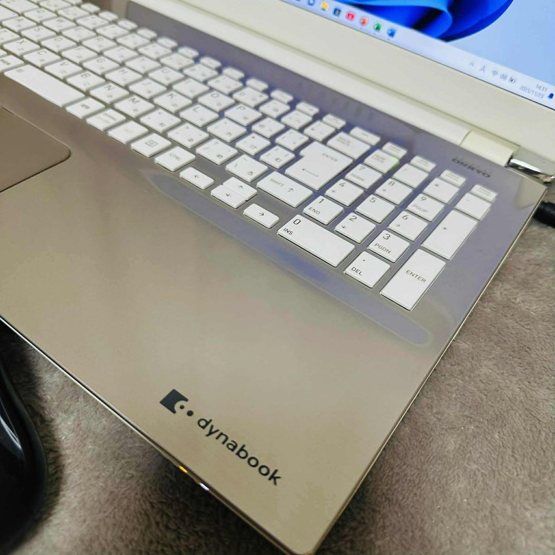 S182 TOSHIBAノートパソコンi7メモリ8G高速SSDサクサクWin11