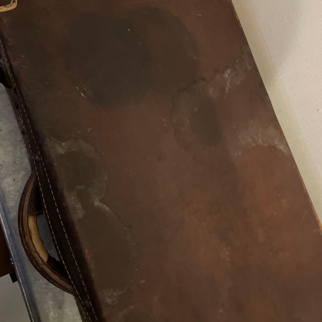 アンティークのトランクケース