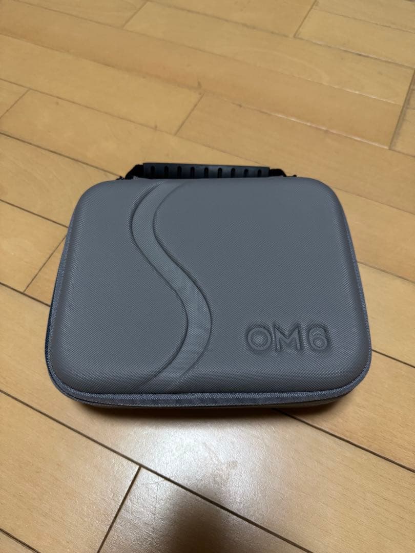 【美品】DJI OsmoMobile 6 スマートフォン用ジンバルスタビライザー