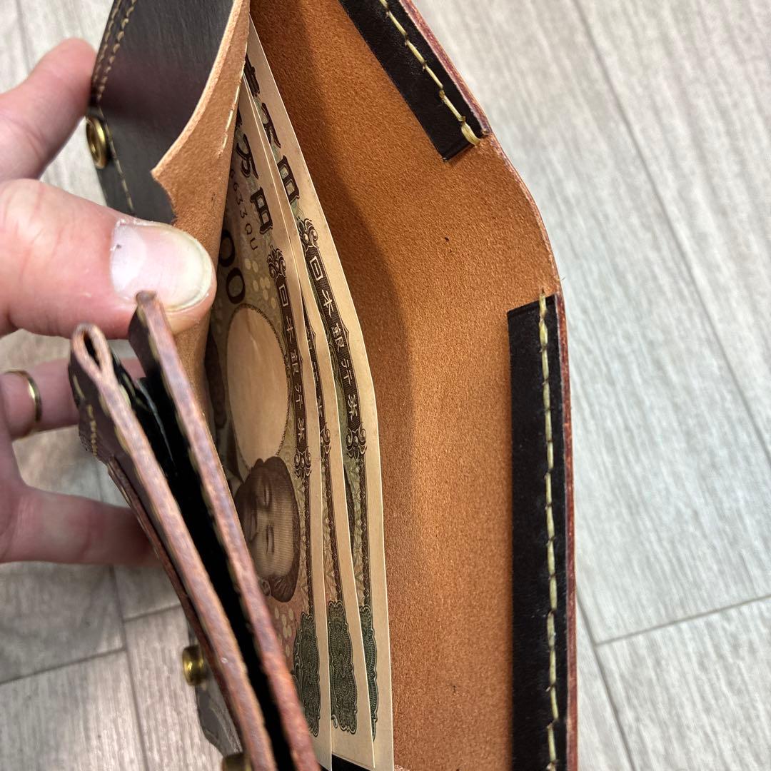 【茶芯ブラック】トラッカーウォレット　ミドル　真鍮　お札を折らずに収納