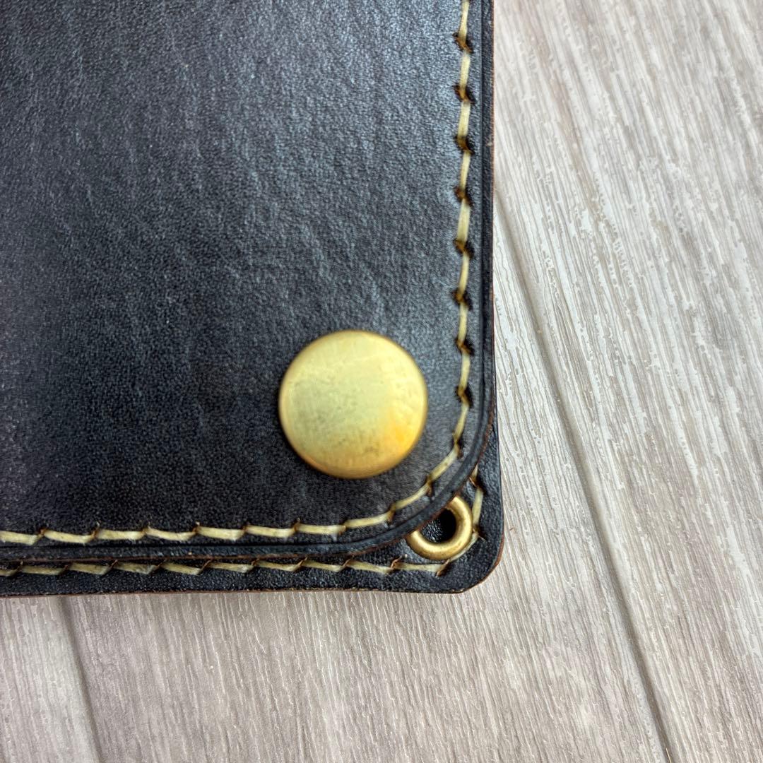 【茶芯ブラック】トラッカーウォレット　ミドル　真鍮　お札を折らずに収納