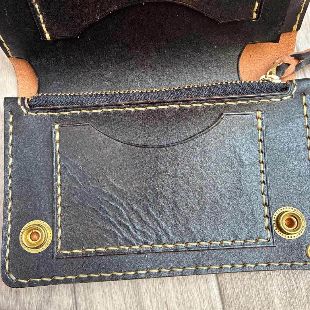 【茶芯ブラック】トラッカーウォレット　ミドル　真鍮　お札を折らずに収納