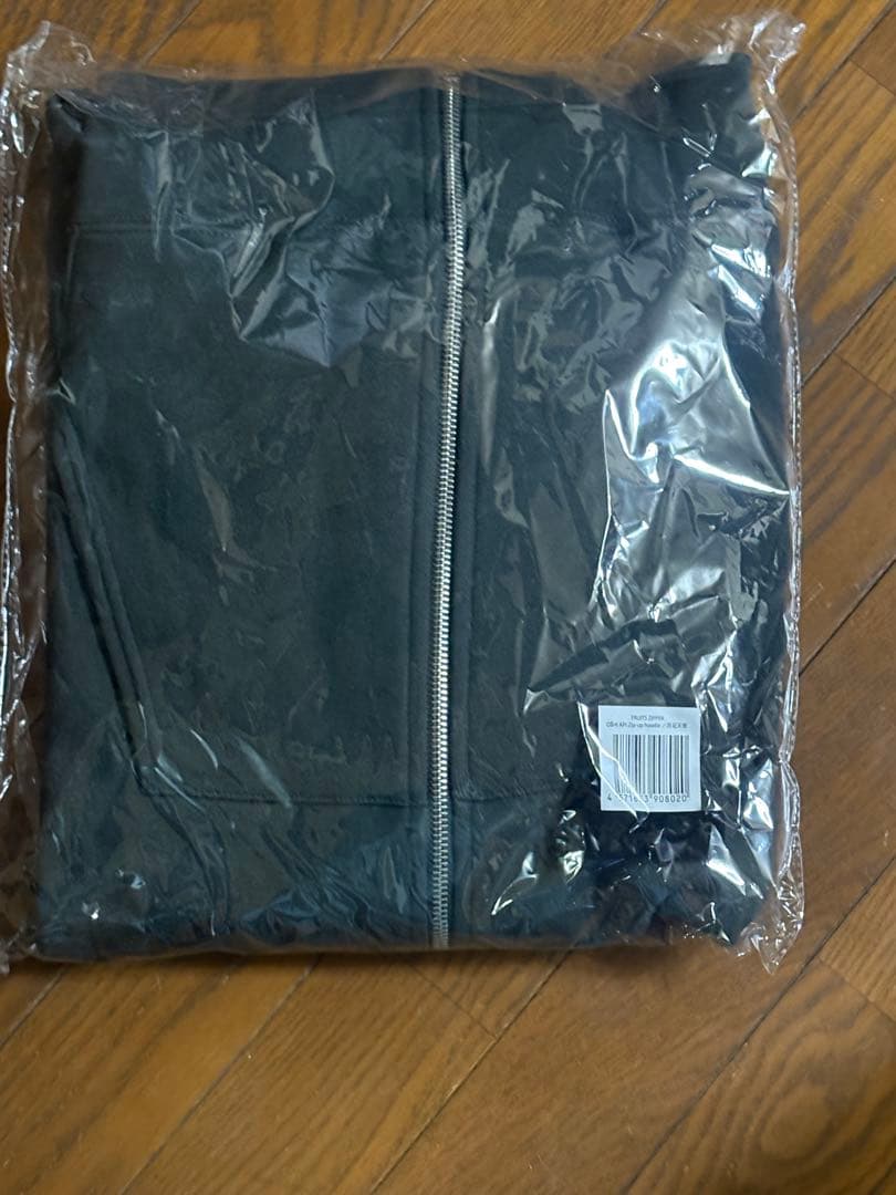 未開封　FRUITS ZIPPER 月足天音 ジップアップフーディー黒　パーカー