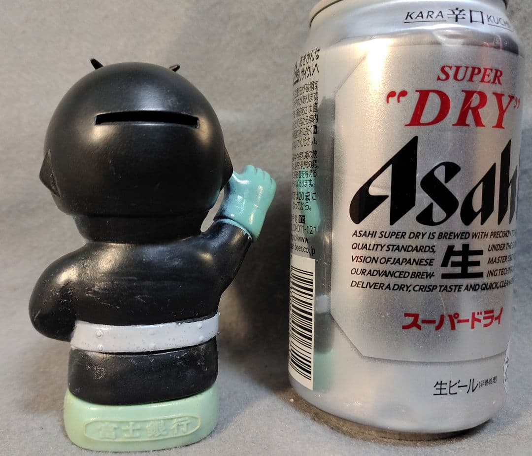 昭和レトロ 当時物富士銀行 仮面ライダー 旧1号 ソフビ貯金箱カスタムリペイント
