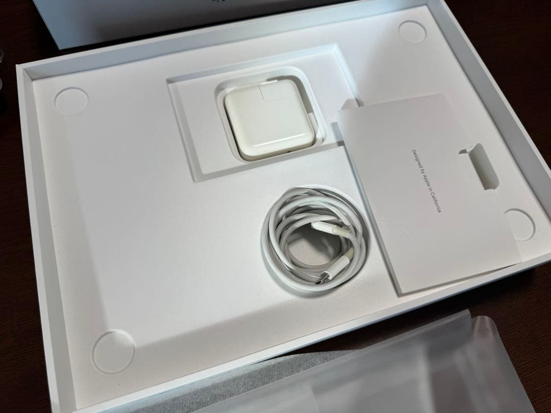 MacBook本体 Apple MacBook Air M1 8GB 512GB