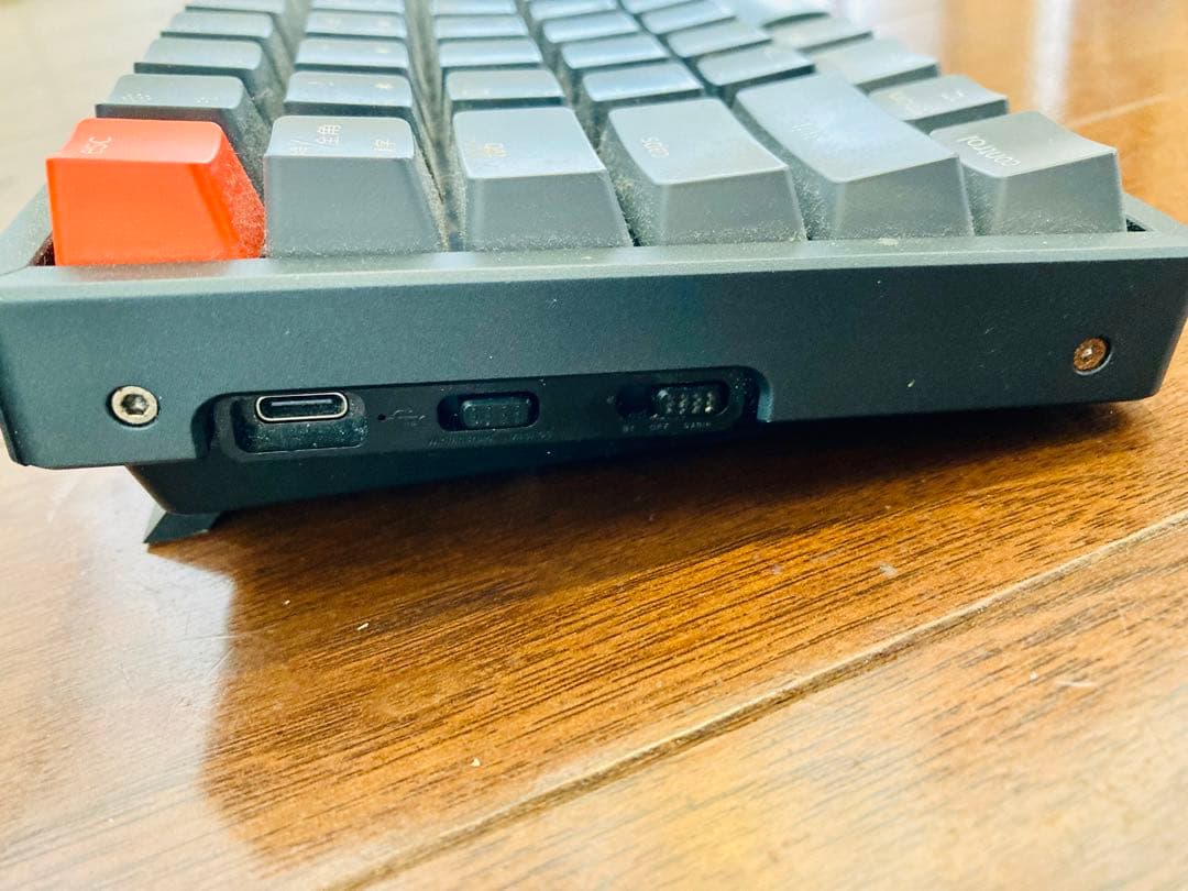 メカニカルキーボード　K4 箱・付属品あり　青軸ワイヤレスRGBライト