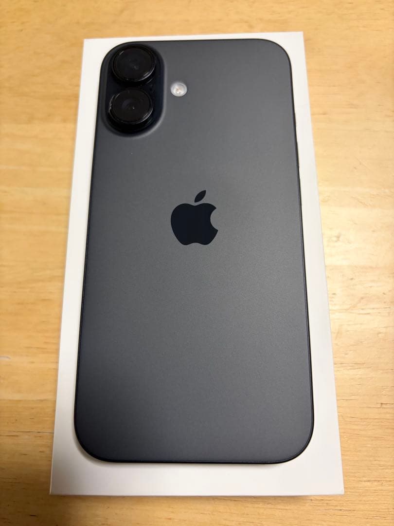 【美品】iPhone16 128GB ブラックsimフリー