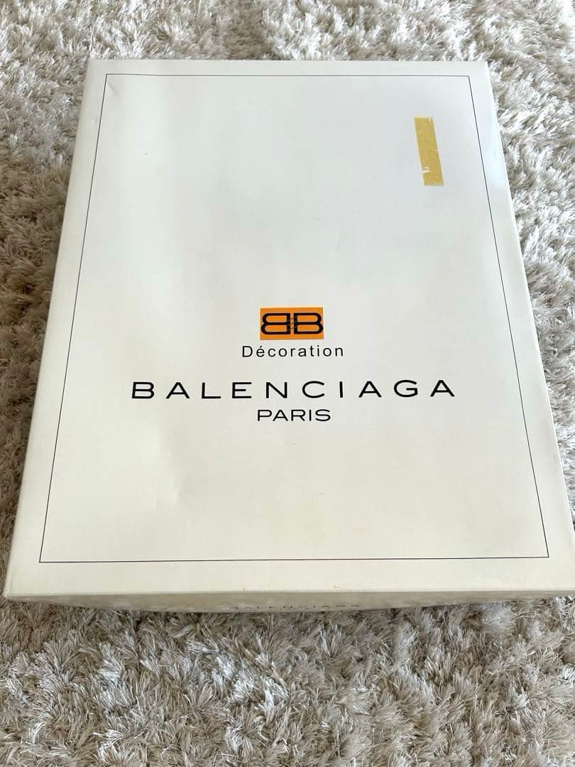 新品・未使用　BALENCIAGA アクリル　毛布 140x200 シングル