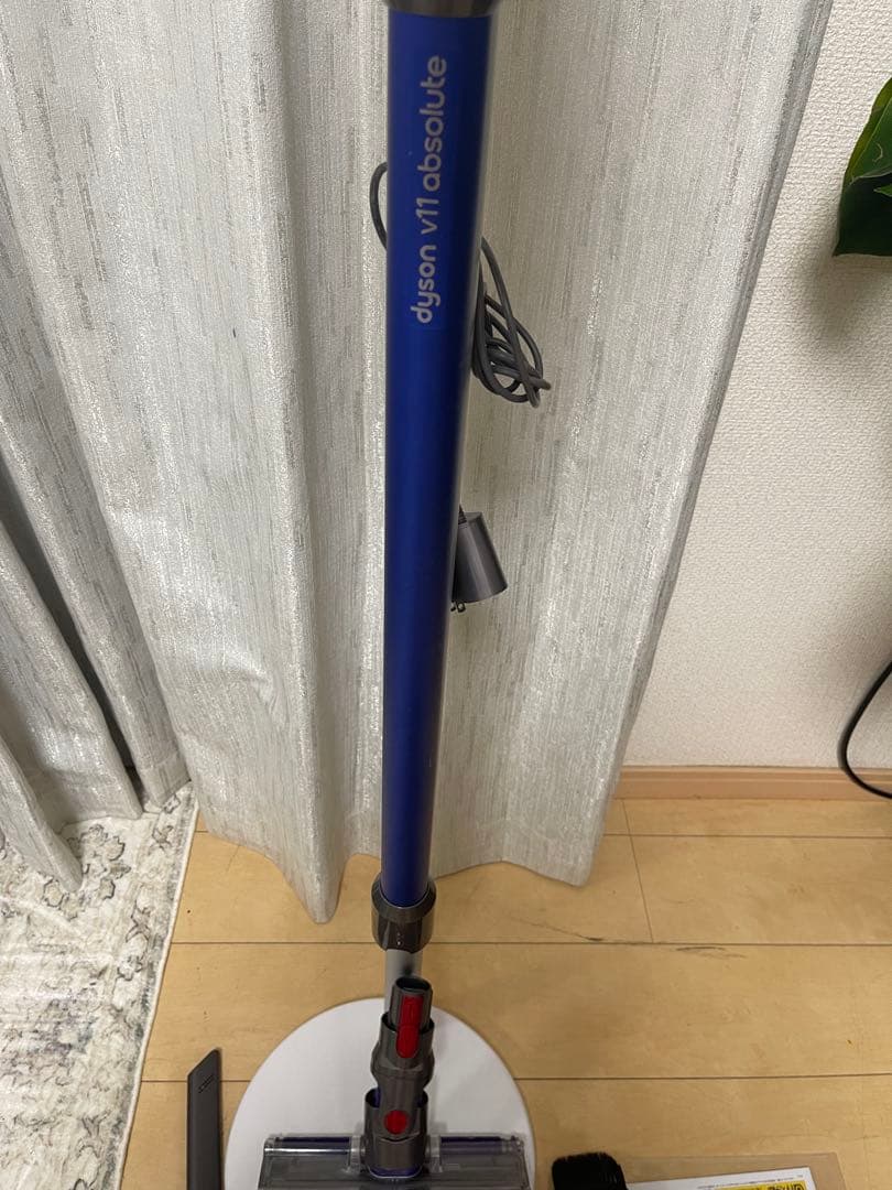 【美品)Dyson コードレスクリーナー V11 sv14スタンド付け