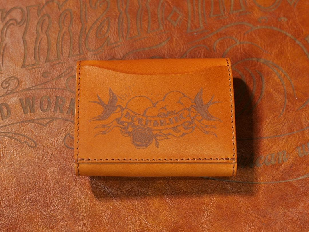 栃木レザー　ウォレット　財布　トラッカー　アイアンクロス　スタッズ　ミニ　二つ折