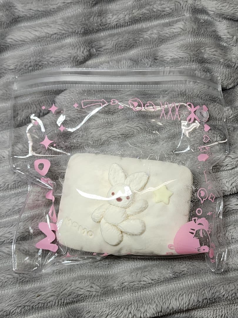 MoMo　スクイーズ　海洋シリーズ　うさぎ枕　未開封　ふわふわ　柔らかい