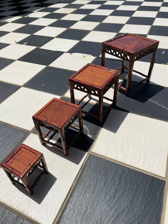 木の飾り棚　亀の子　椅子　アンティーク　４個セット