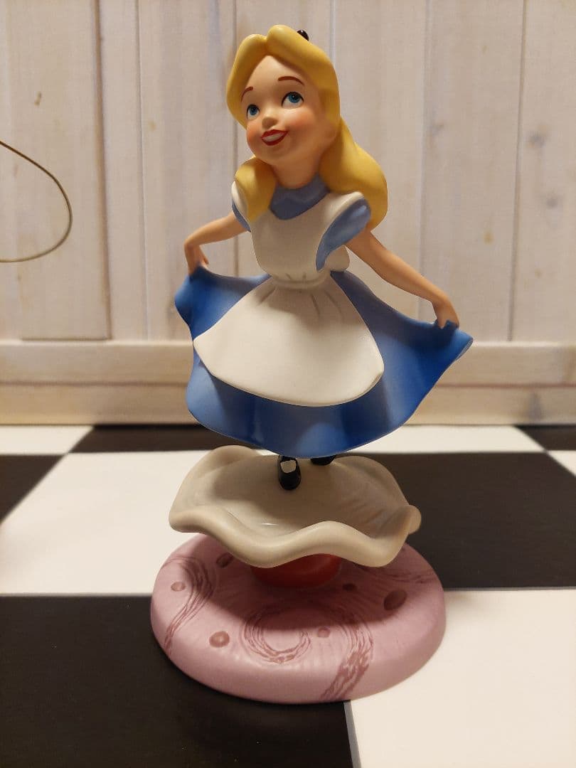 WDCC不思議の国のアリス★ Who R U?(イモムシとアリス)