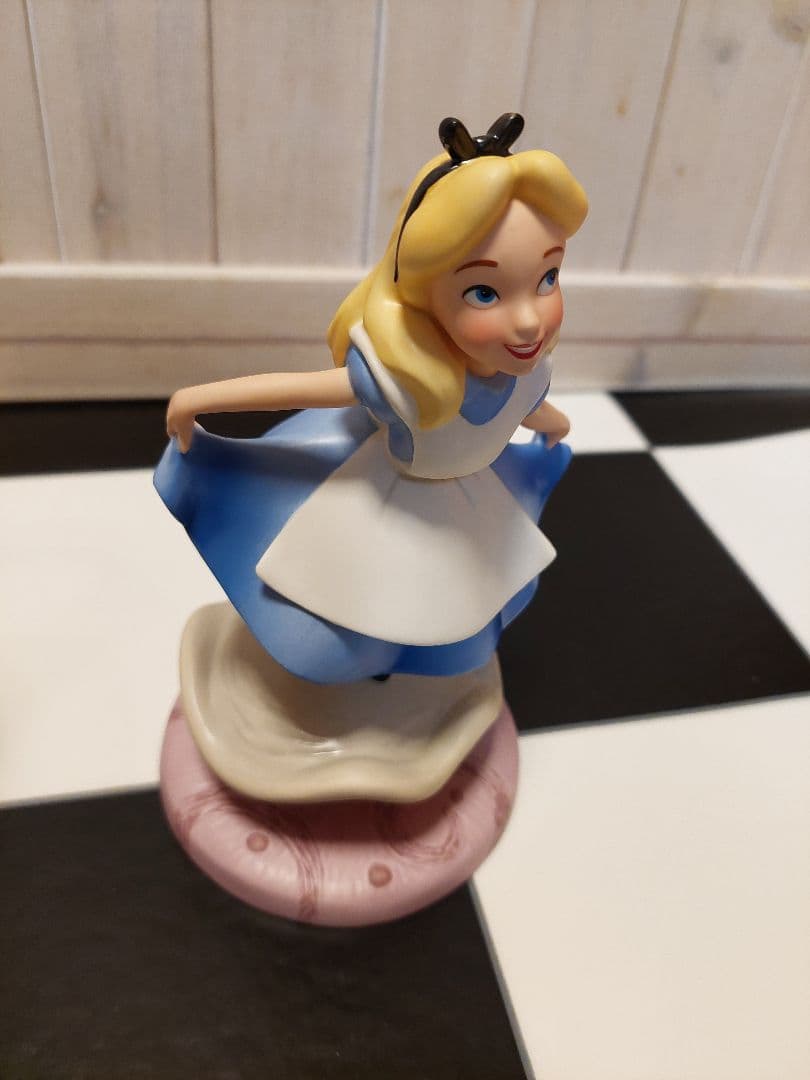 WDCC不思議の国のアリス★ Who R U?(イモムシとアリス)