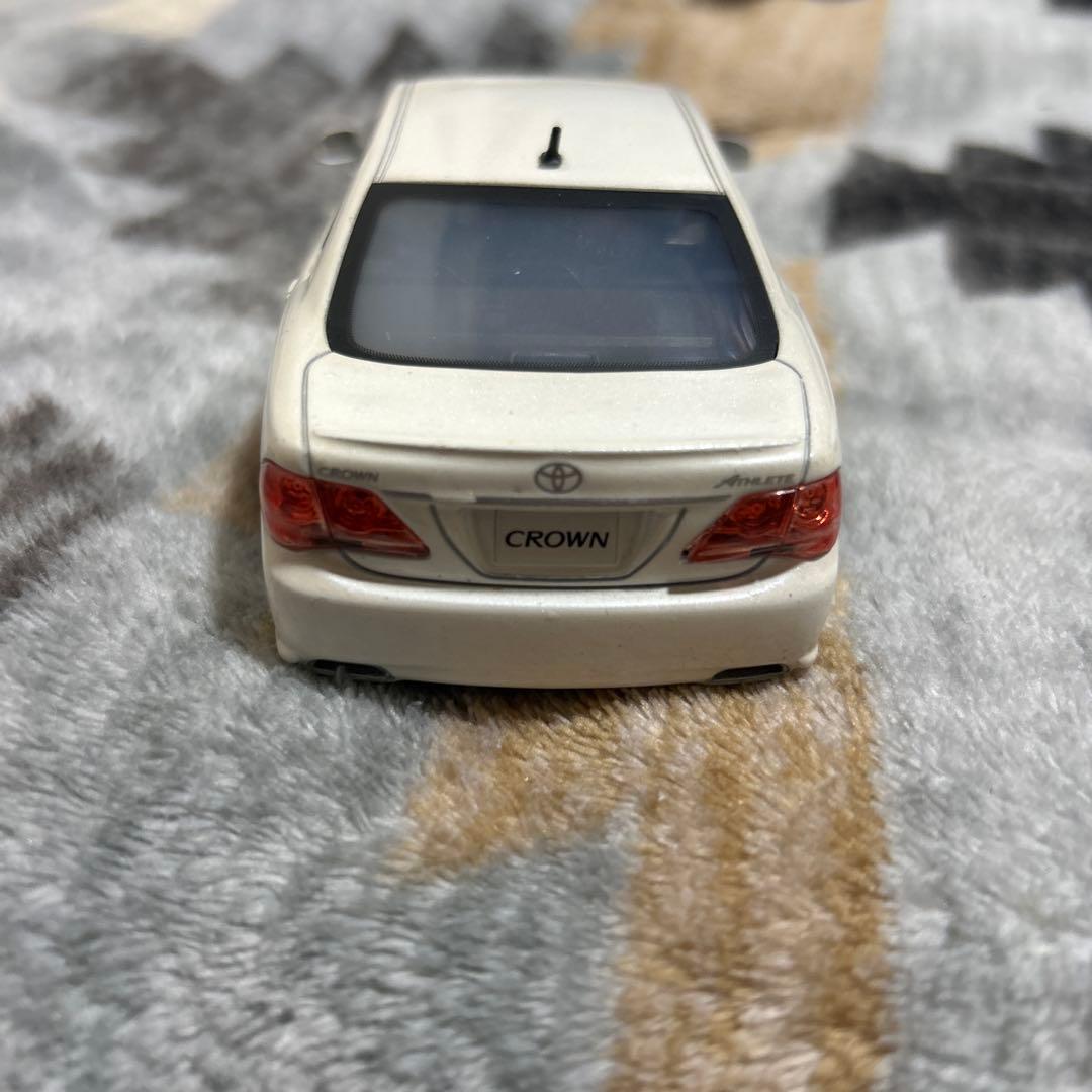 トヨタカラーサンプルミニカークラウンアスリート200系 ホワイトパール