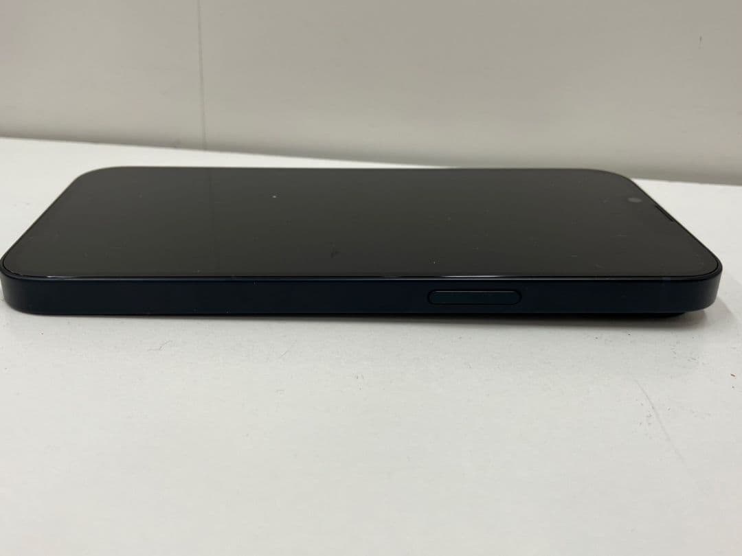 【iPhone14 256GB　未使用に近い】L