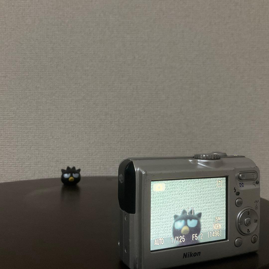 デジタルカメラ Nikon COOLPIX P2