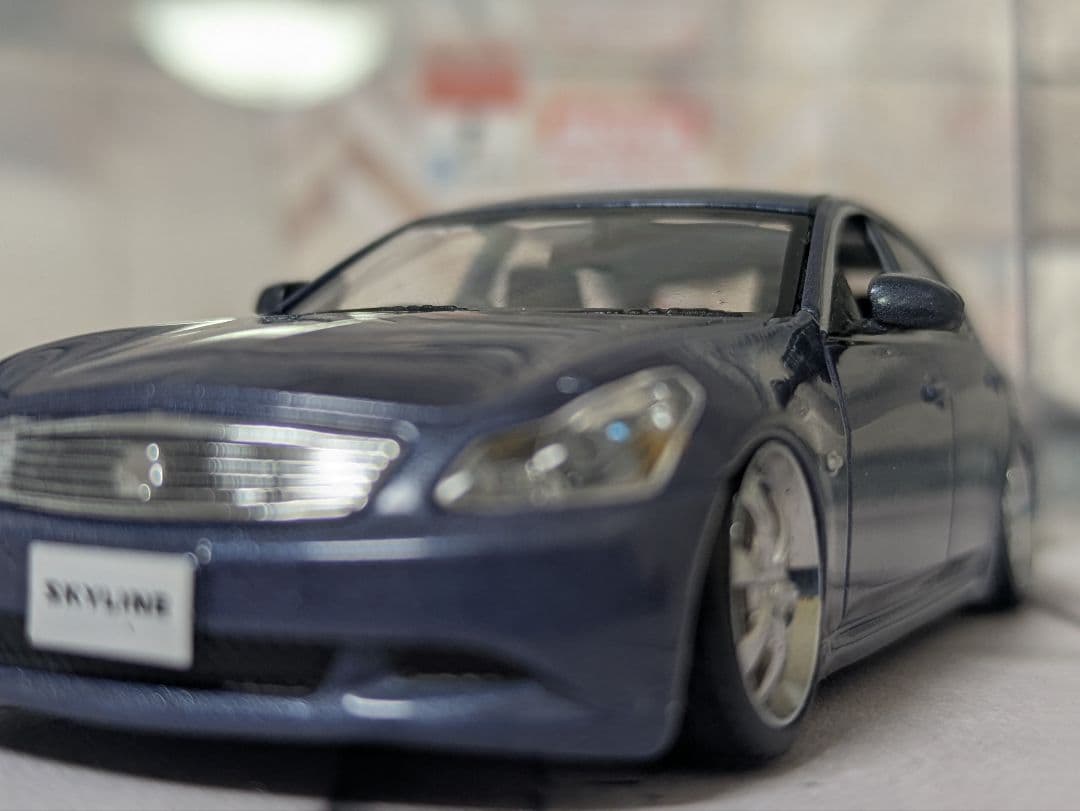 1/43 V36スカイライン ＋ チョロQ V36