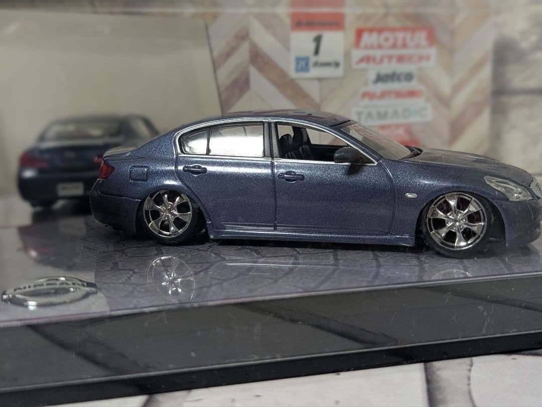 1/43 V36スカイライン ＋ チョロQ V36