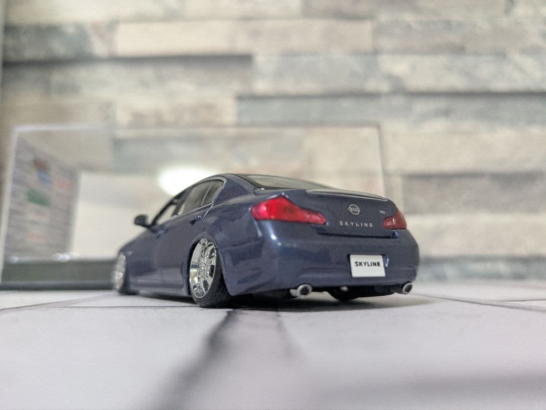 1/43 V36スカイライン ＋ チョロQ V36