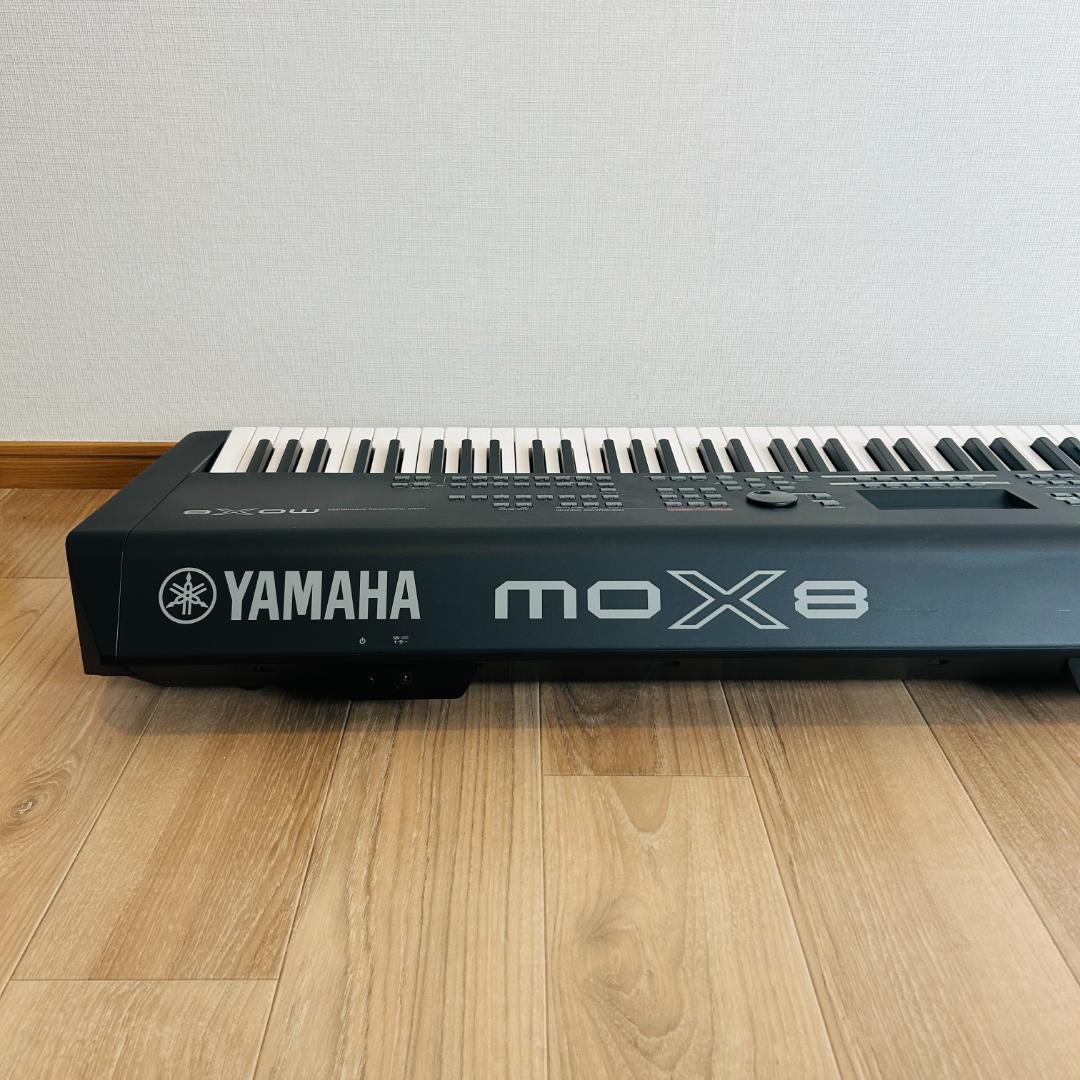 YAMAHA MOX8 ワークステーションシンセサイザー 88鍵 ペダル付き