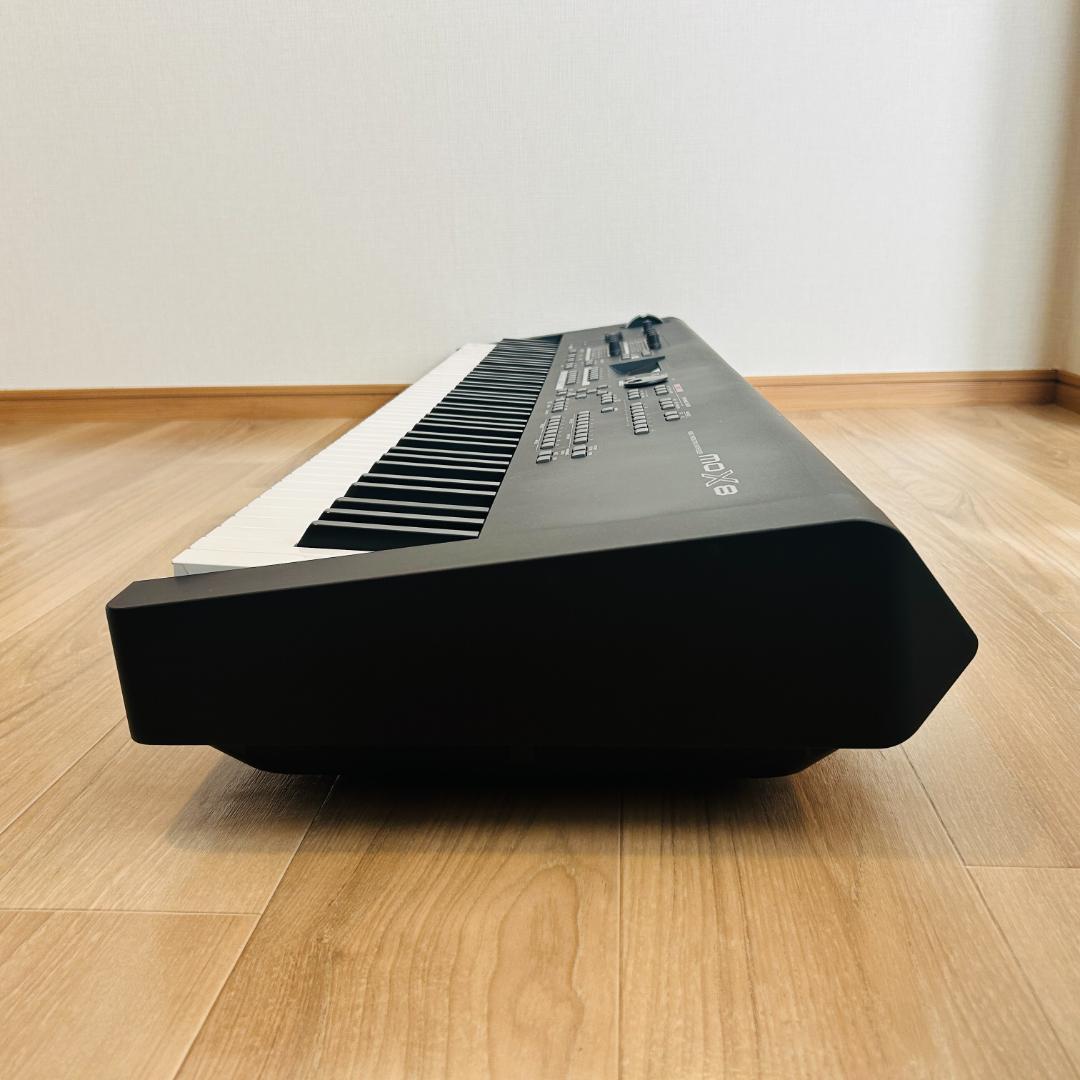 YAMAHA MOX8 ワークステーションシンセサイザー 88鍵 ペダル付き