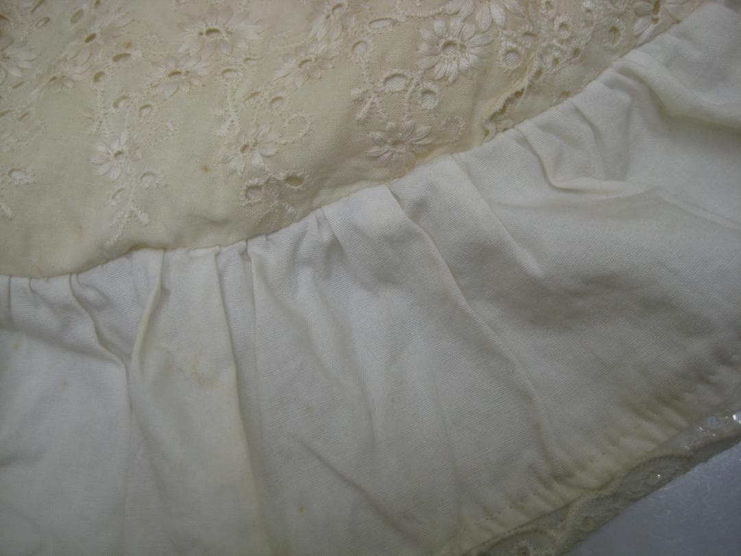 さえら　ANLICO 　アンリコ　円形　クッション