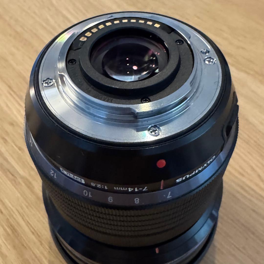 M.ZUIKO DIGITAL ED 7-14mm F2.8 PRO　レンズ