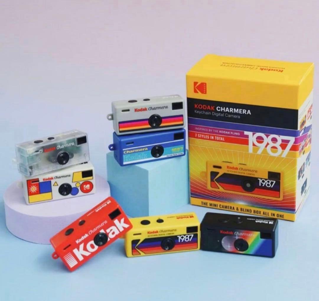 KODAK CHARMERA デジタルカメラ　トイカメラ　グレー